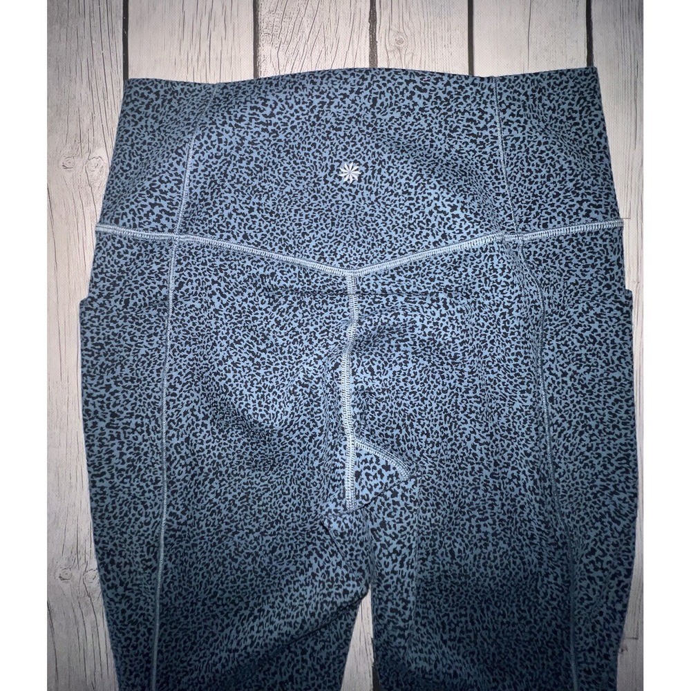 Athleta Women's Blue/Black Leopard Salutation Stash II Pocketed Leggings Size MP - Picture 6 of 7